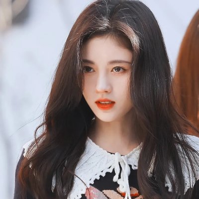 天赋无敌的我，一心只想苟活